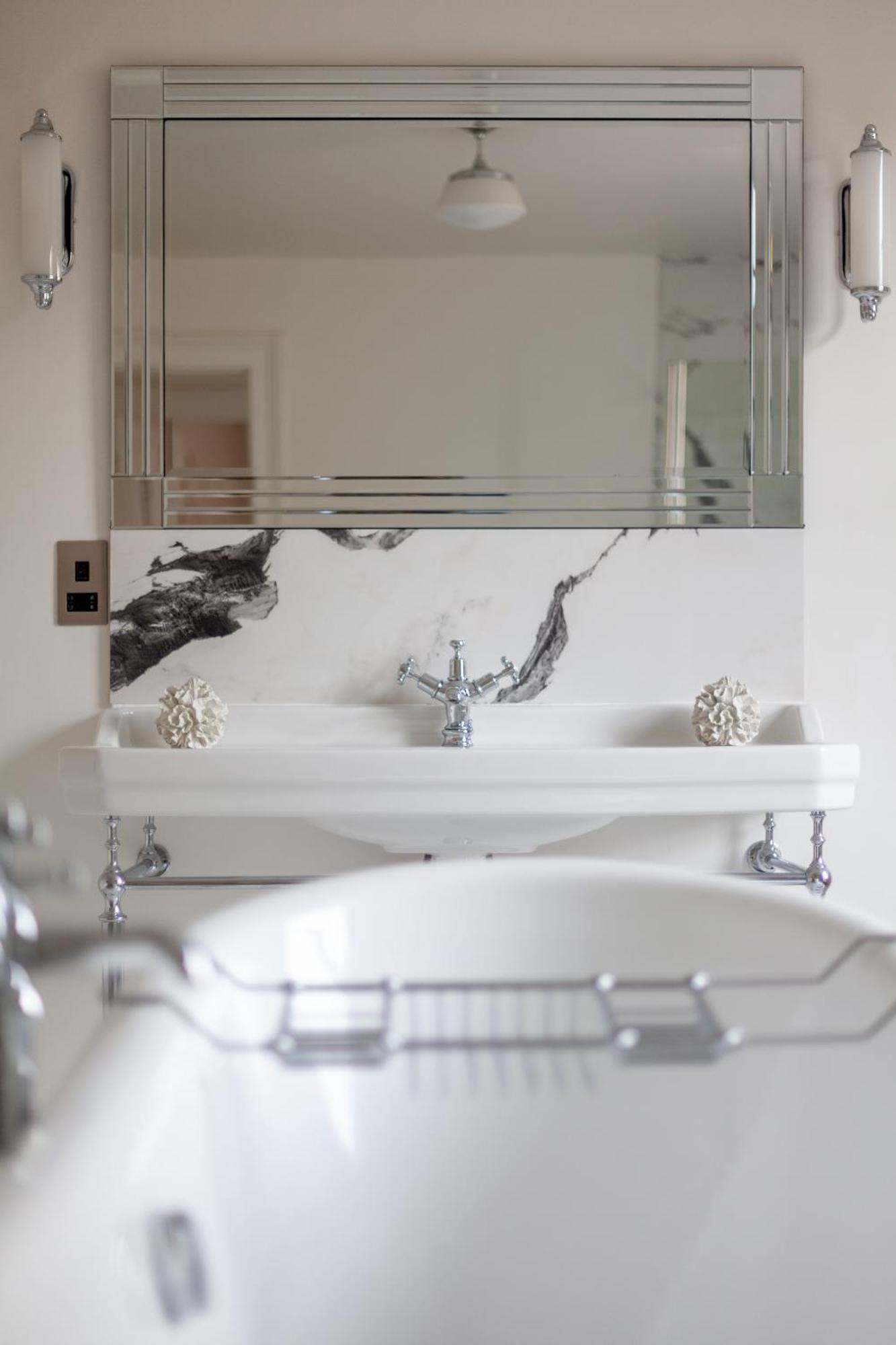 The New Cross Premier Rooms Лондон Екстер'єр фото