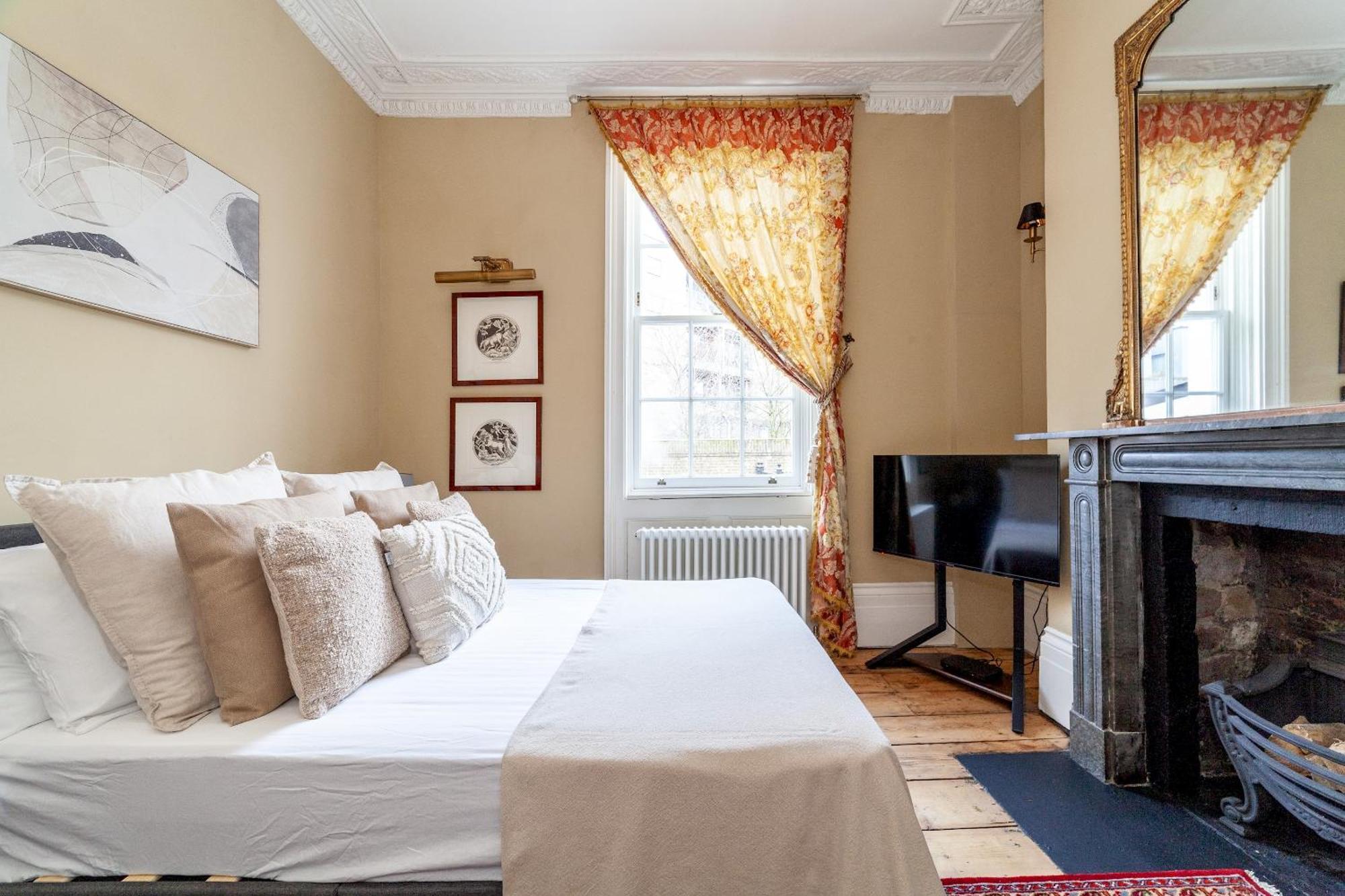 The New Cross Premier Rooms Лондон Екстер'єр фото