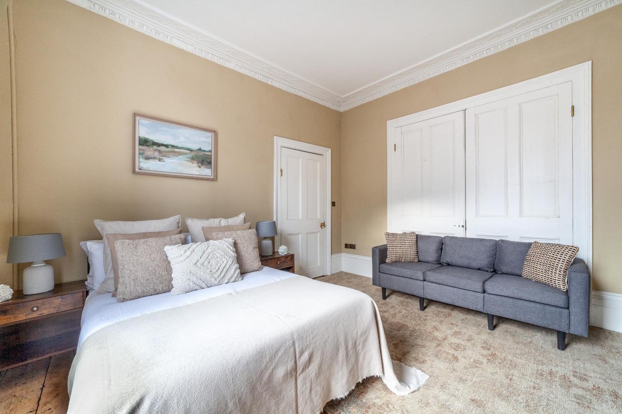 The New Cross Premier Rooms Лондон Екстер'єр фото