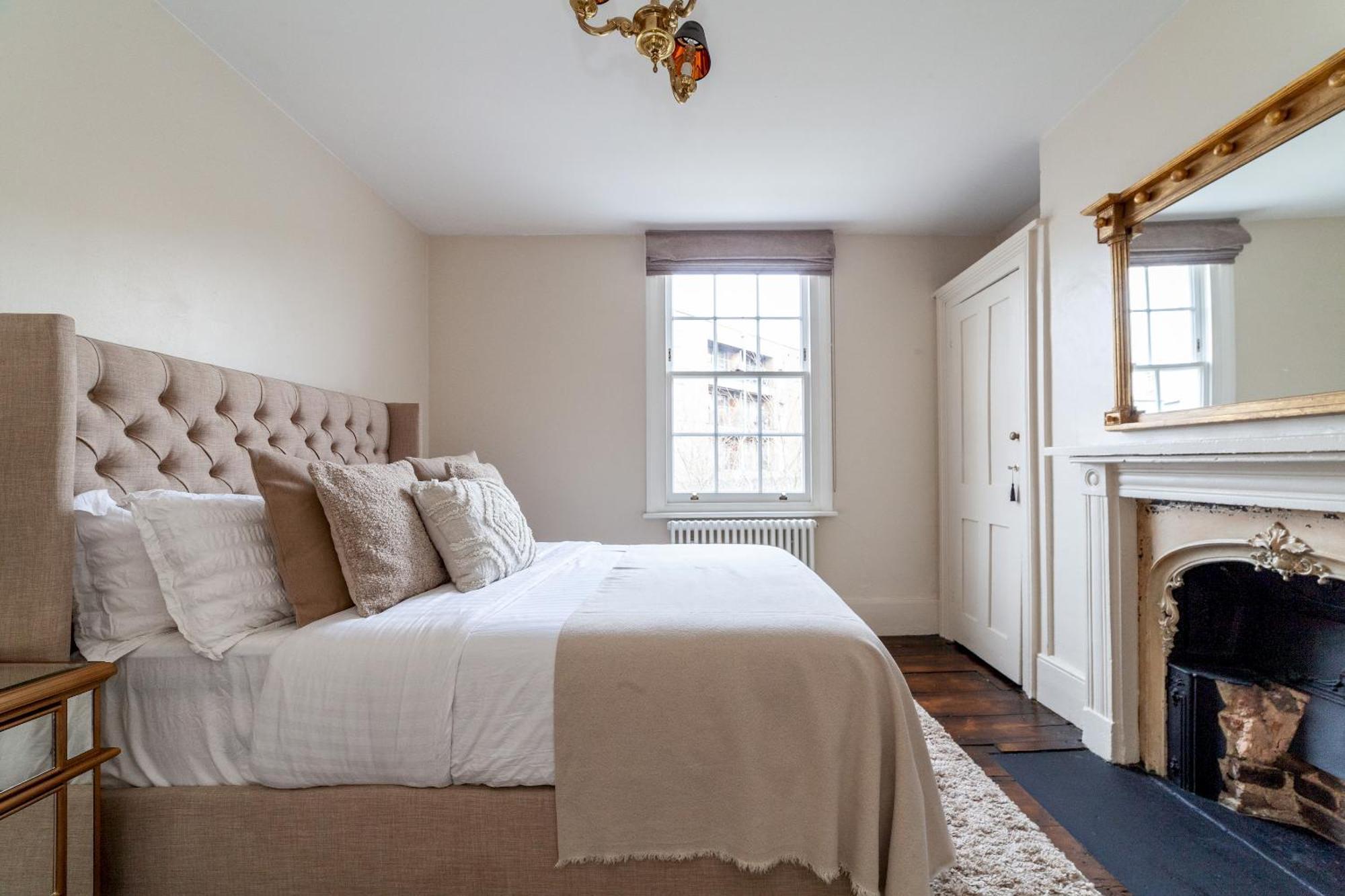 The New Cross Premier Rooms Лондон Екстер'єр фото